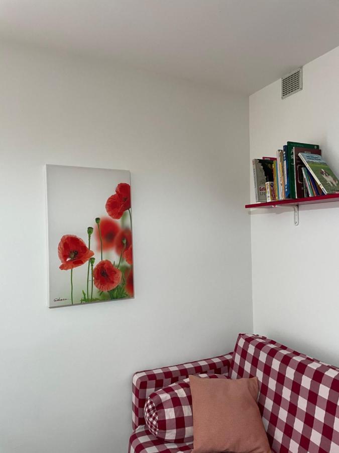 Lake Apartment Ischia Red Tenna Exterior photo